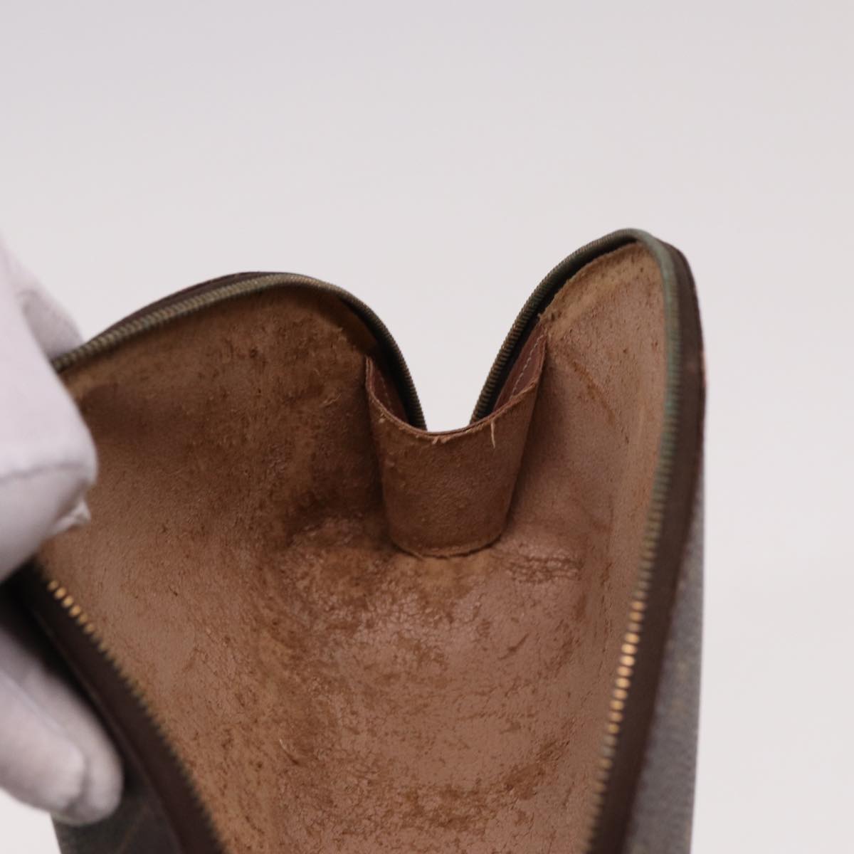 LOUIS VUITTON Monogram Trousse Demi Ronde Cosmetic Pouch M47520 LV Auth 77855