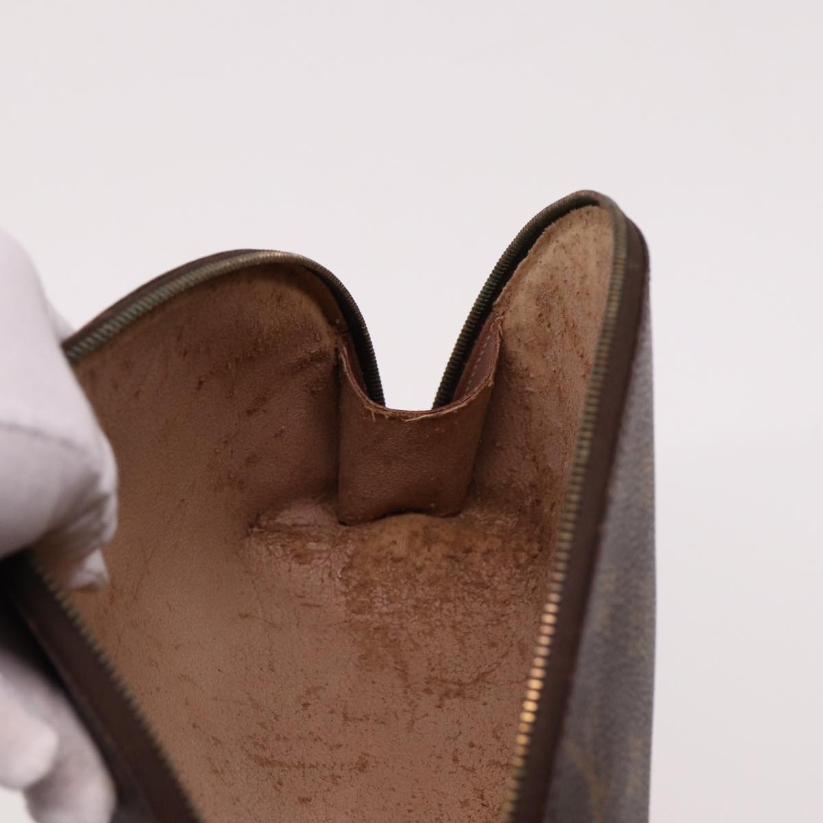 LOUIS VUITTON Monogram Trousse Demi Ronde Cosmetic Pouch M47520 LV Auth 77855