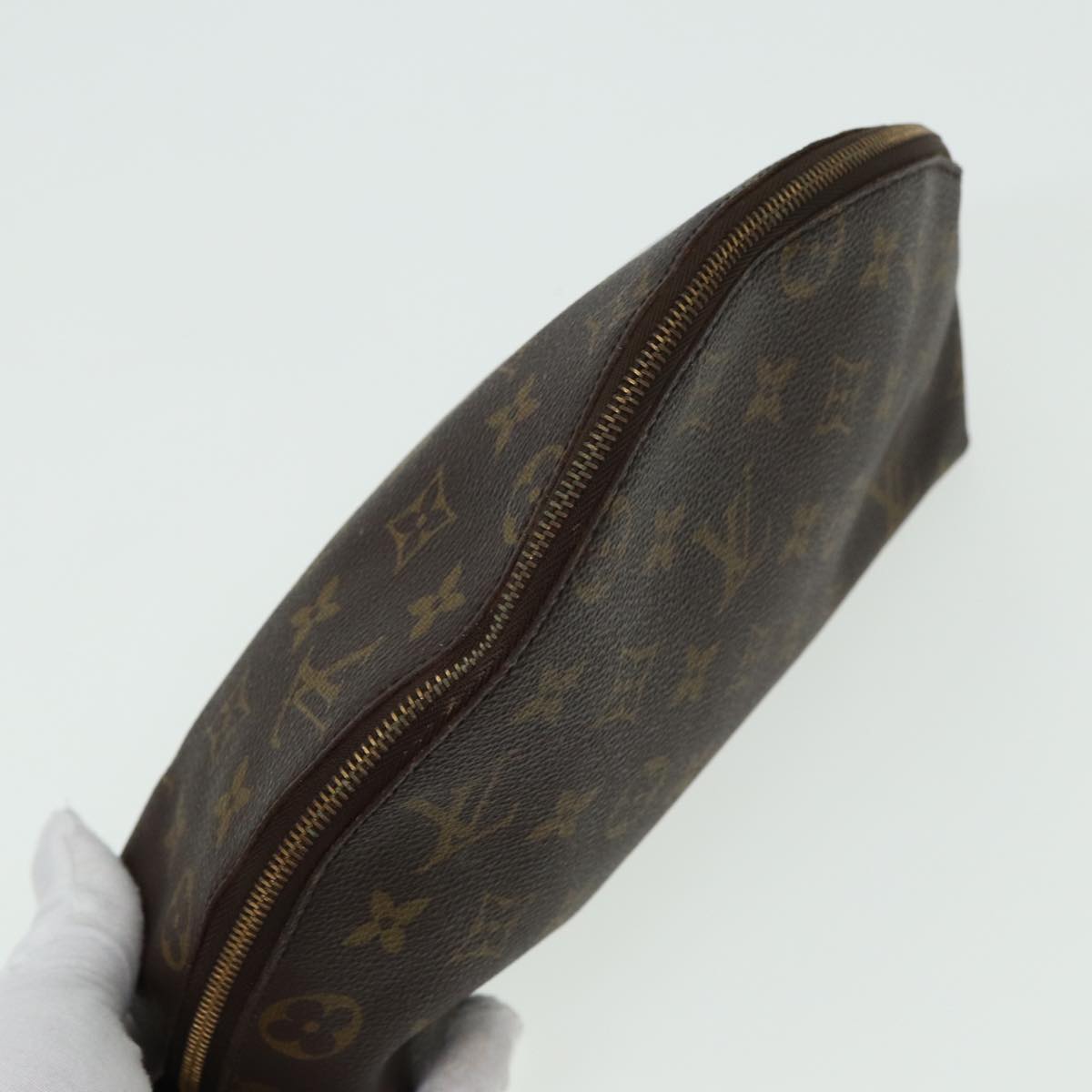 LOUIS VUITTON Monogram Trousse Demi Ronde Cosmetic Pouch M47520 LV Auth 77992