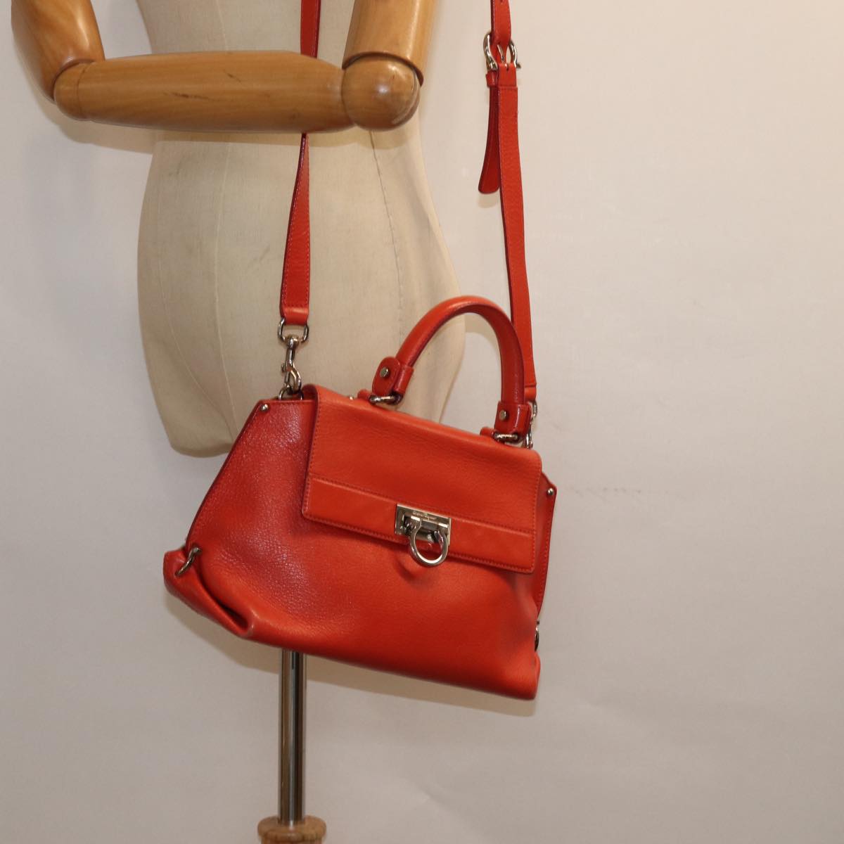 Salvatore Ferragamo Gancini Hand Bag Leather 2way Orange Auth 79212