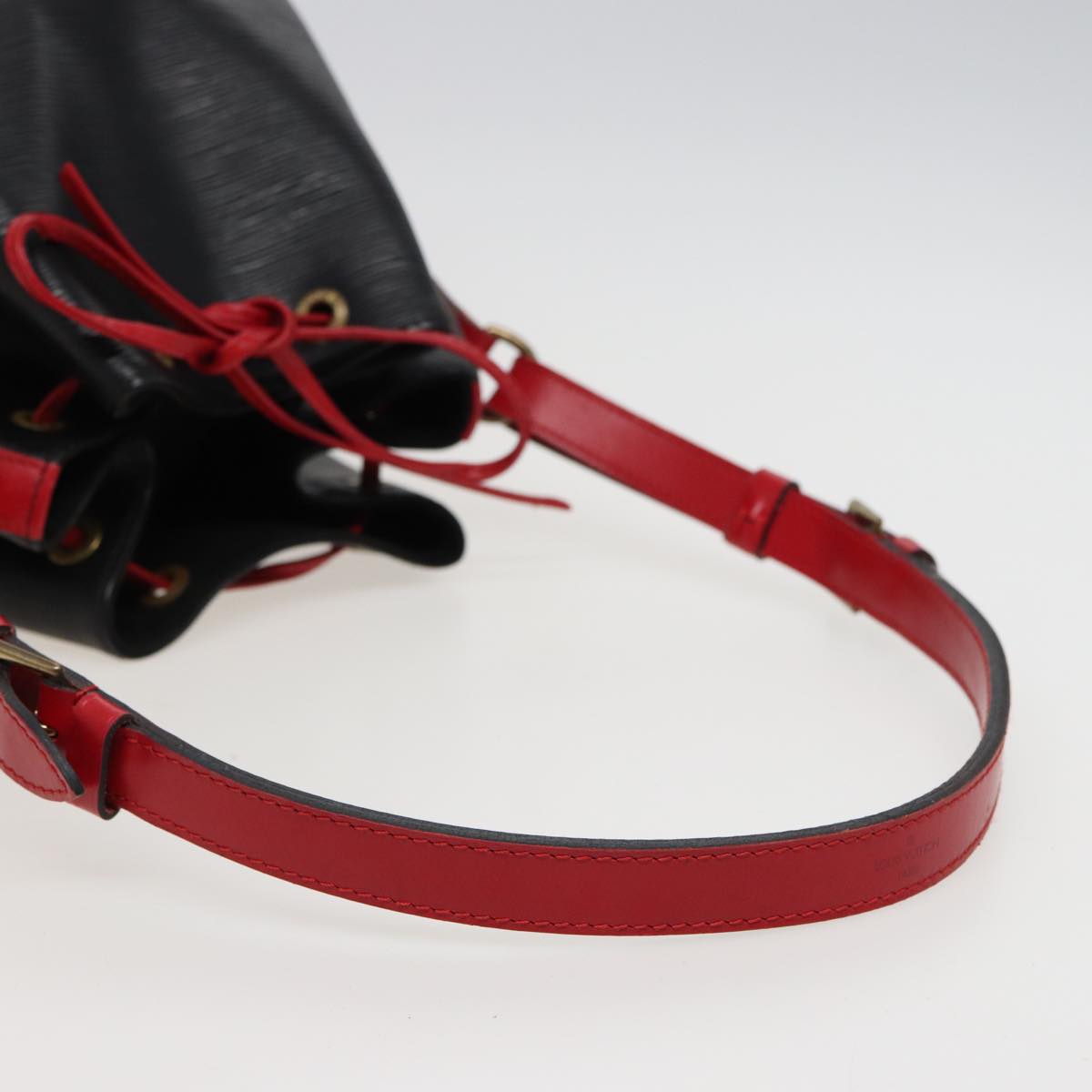 LOUIS VUITTON Epi Noe Shoulder Bag By color Black Red M44017 LV Auth 79238