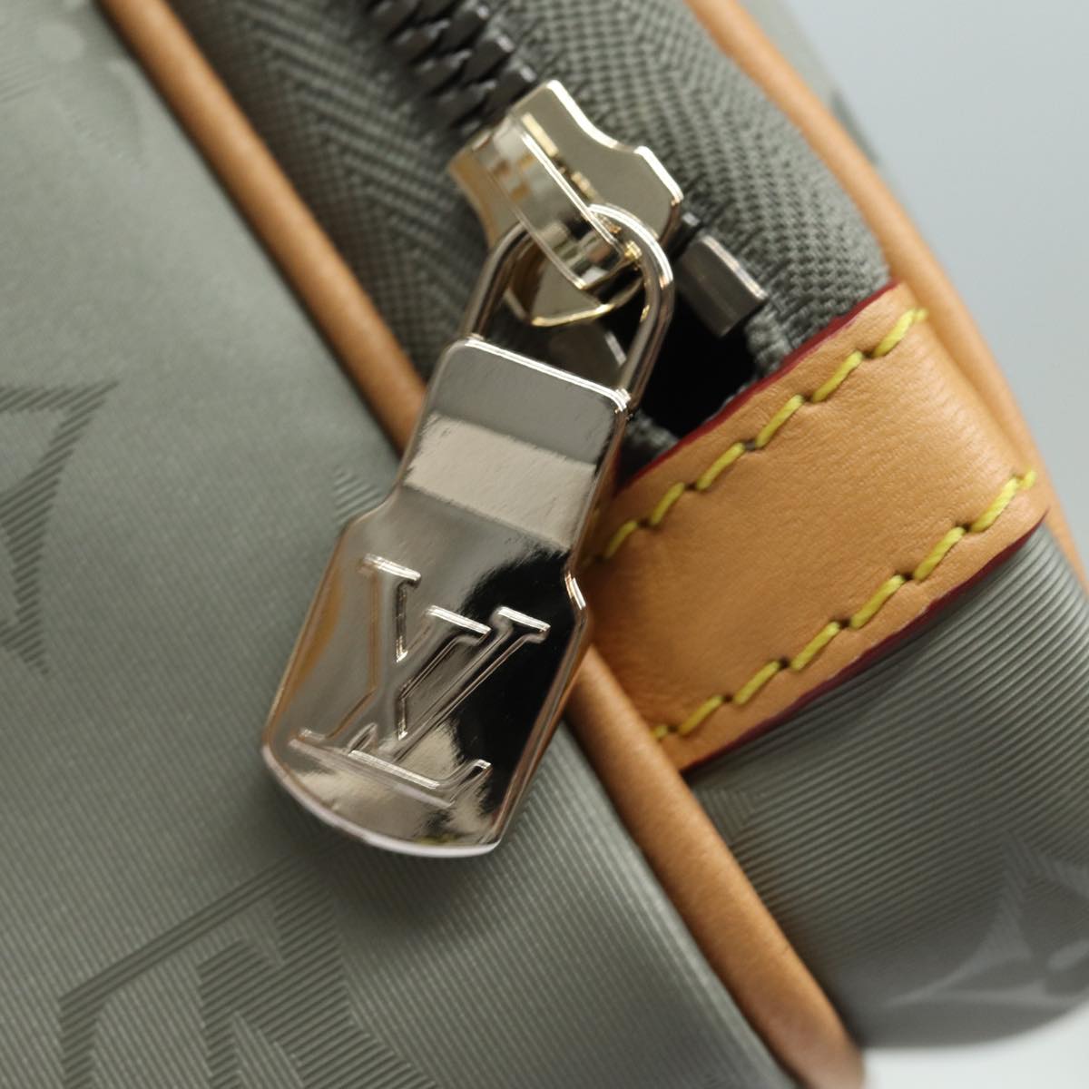 LOUIS VUITTON Monogram titanium Camera Bag Shoulder Bag Gray M43884 Auth 79277SAM