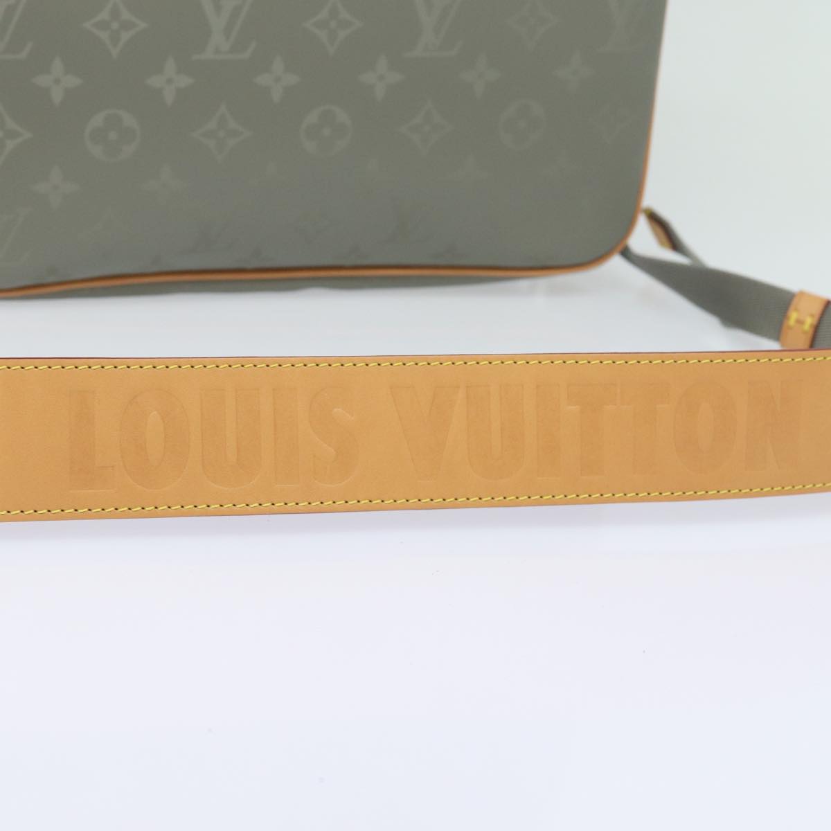 LOUIS VUITTON Monogram titanium Camera Bag Shoulder Bag Gray M43884 Auth 79277SAM