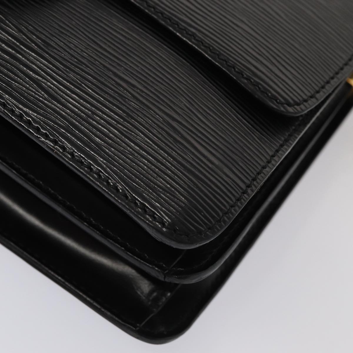 LOUIS VUITTON Epi Bicolor Free Run Shoulder Bag Black Blue M52415 LV Auth 79972