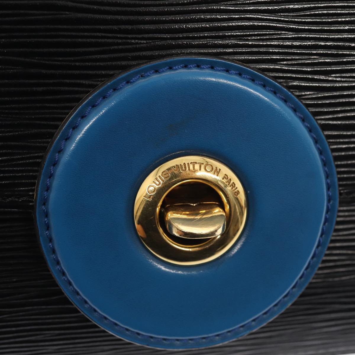 LOUIS VUITTON Epi Bicolor Free Run Shoulder Bag Black Blue M52415 LV Auth 79972