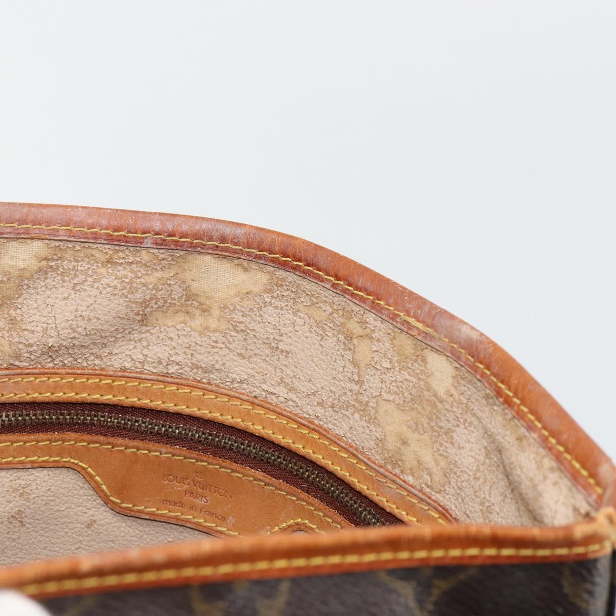 LOUIS VUITTON Monogram Bucket GM Shoulder Bag M42236 LV Auth 80217