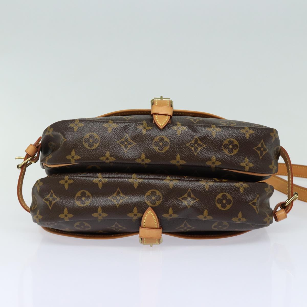 LOUIS VUITTON Monogram Saumur 30 Shoulder Bag M42256 LV Auth 80965V
