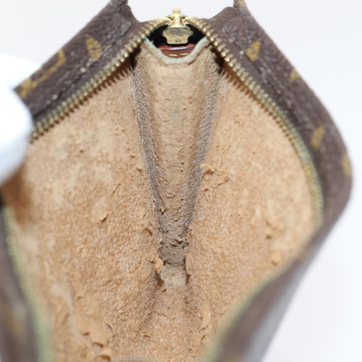 LOUIS VUITTON Monogram Bucket PM Pouch Accessory Pouch LV Auth 81384