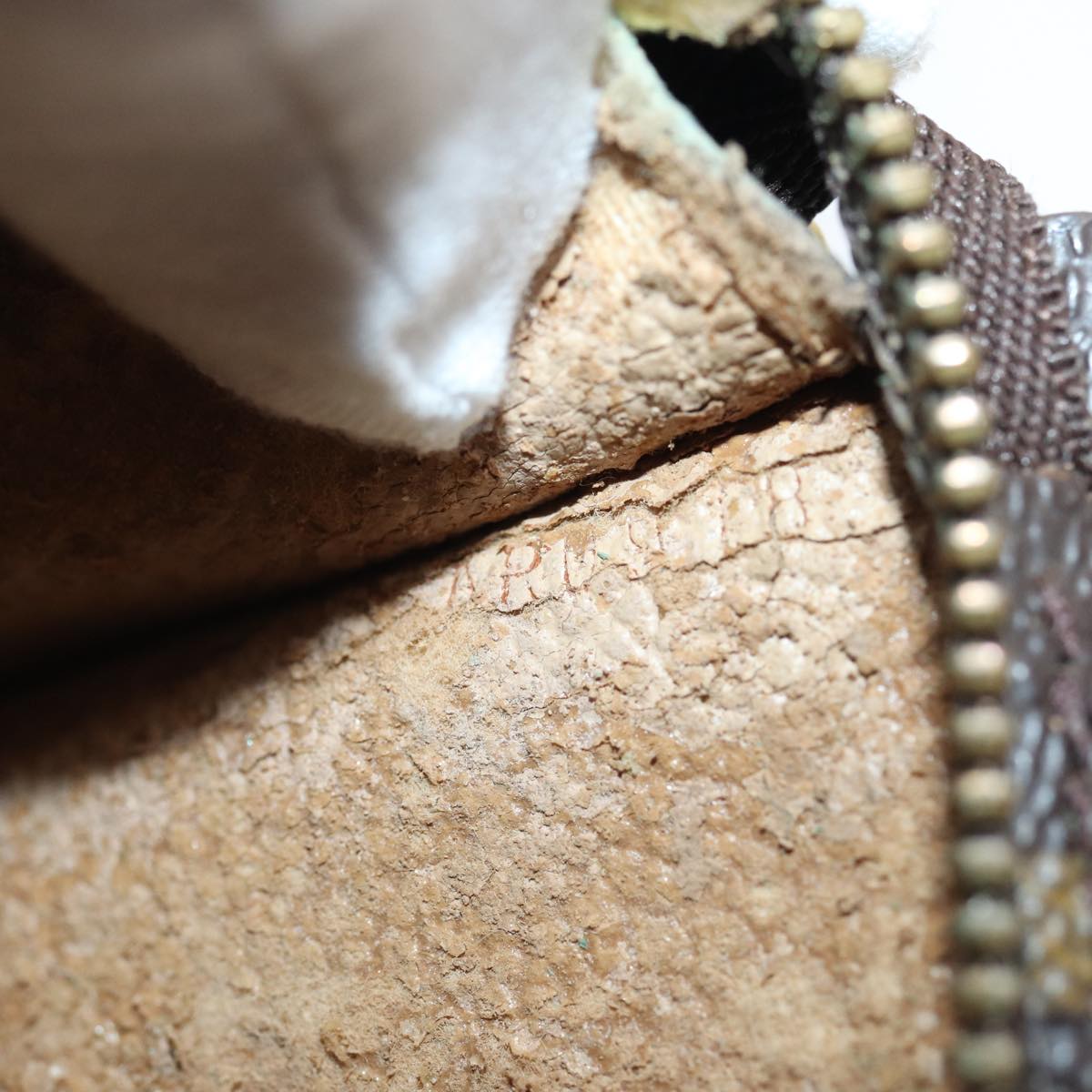 LOUIS VUITTON Monogram Bucket PM Pouch Accessory Pouch LV Auth 81384