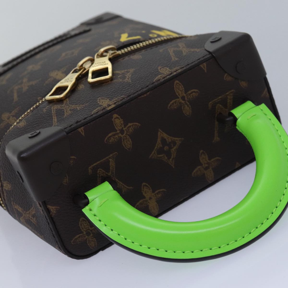 LOUIS VUITTON Monogram Vertical Box Shoulder Bag M59664 LV Auth 82618SAM