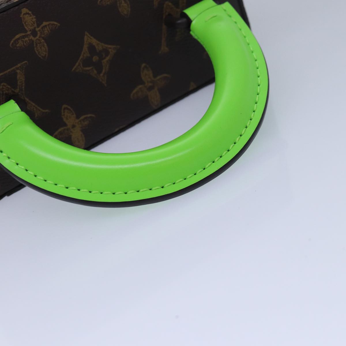 LOUIS VUITTON Monogram Vertical Box Shoulder Bag M59664 LV Auth 82618SAM