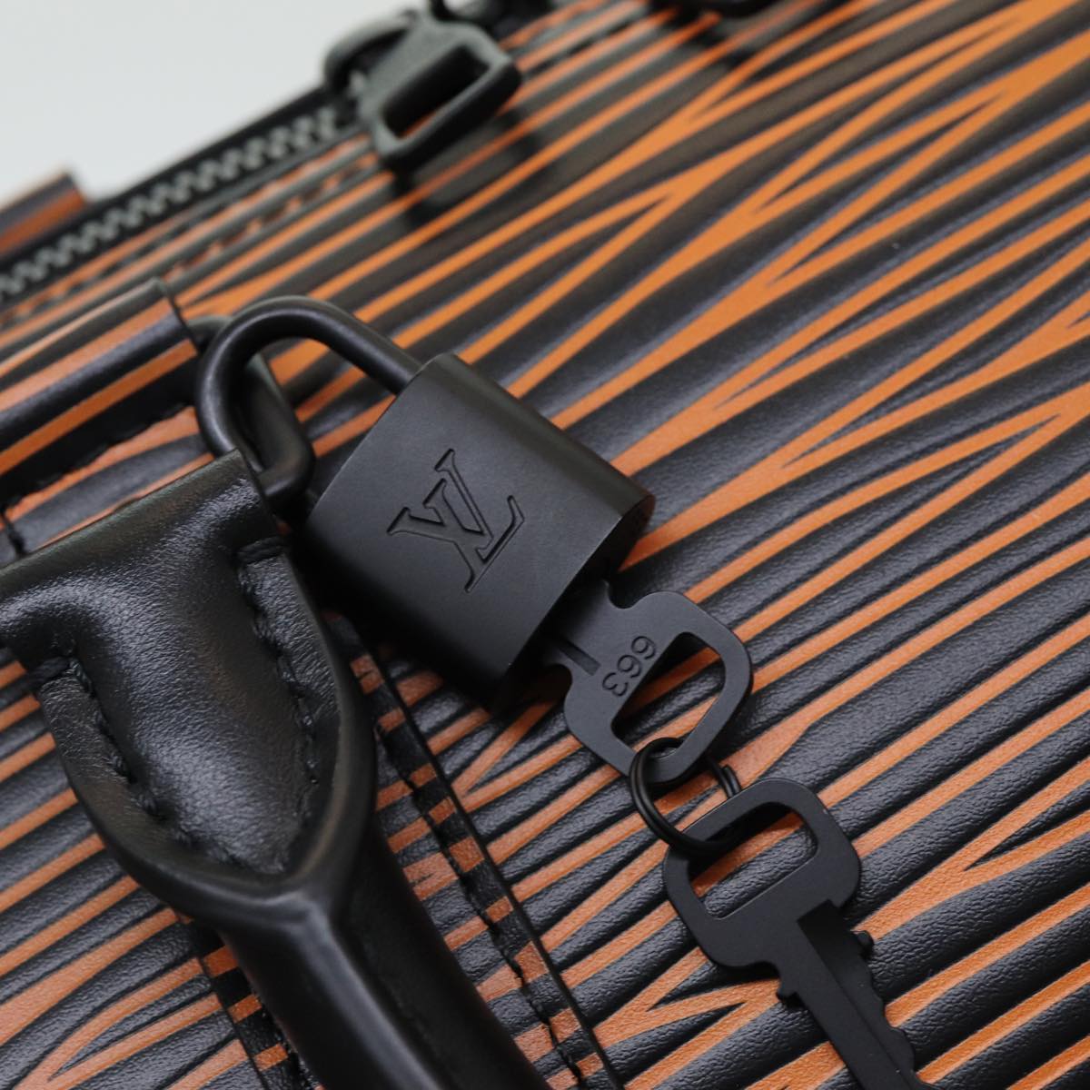 LOUIS VUITTON Epi XL Keepall Bandouliere 50 Boston Bag Black M23174 Auth 82746S