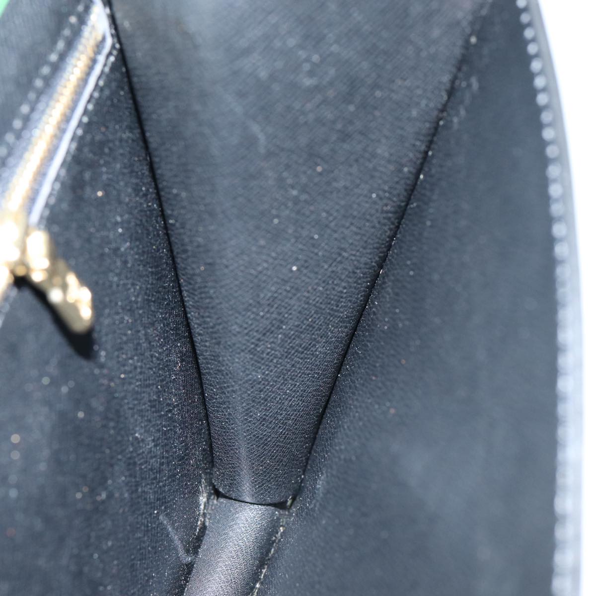 LOUIS VUITTON Epi Montaigne 27 Clutch Bag Green M52654 LV Auth 83255