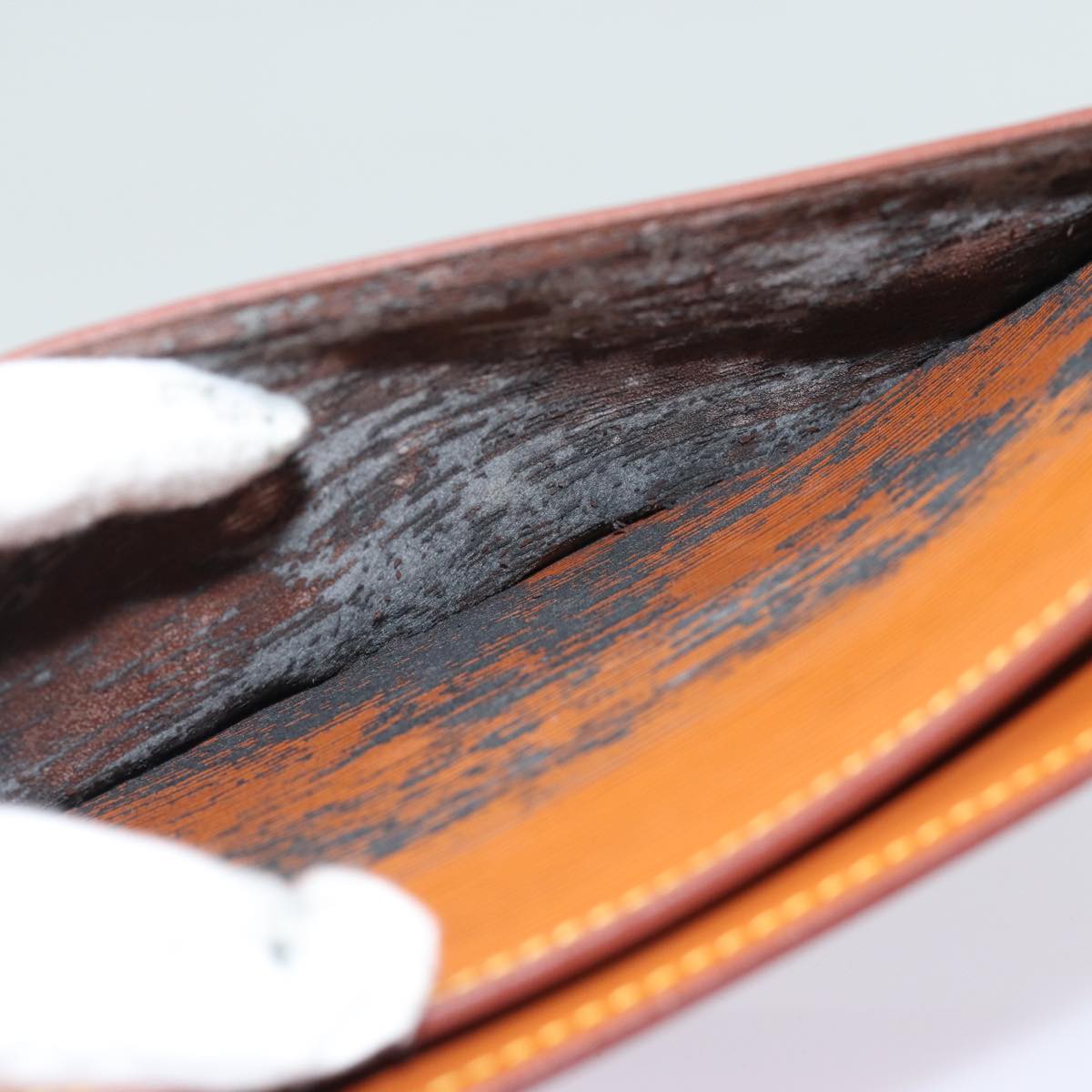 LOUIS VUITTON Epi Pochette Homme Clutch Bag Brown Zipang gold M52528 Auth 84157