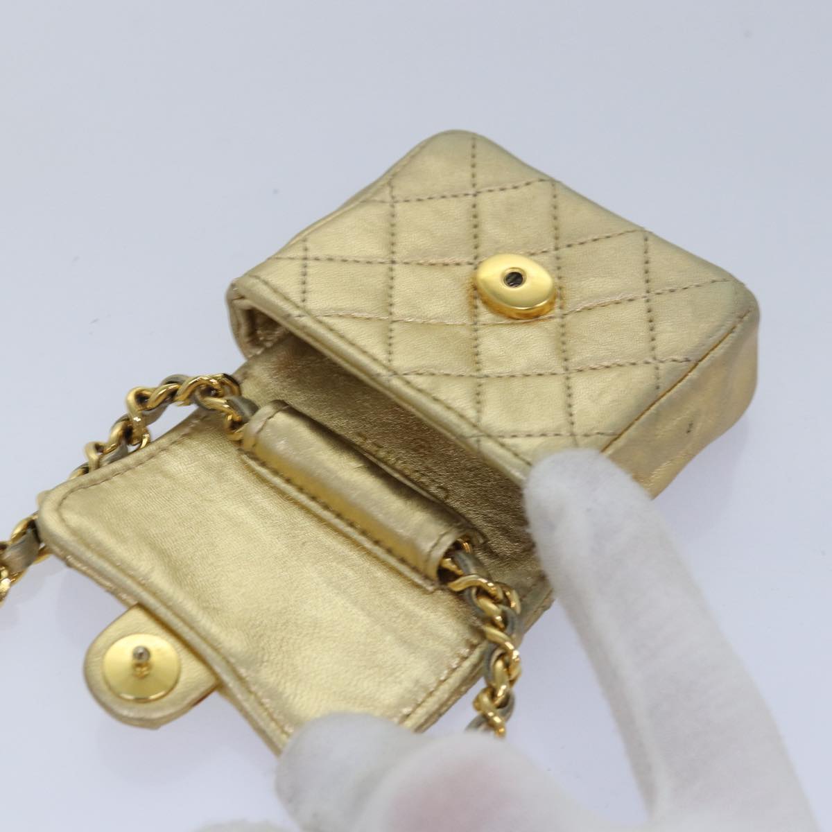 CHANEL Mini Matelasse Chain Shoulder Bag Lamb Skin Gold Tone CC Auth 84205V