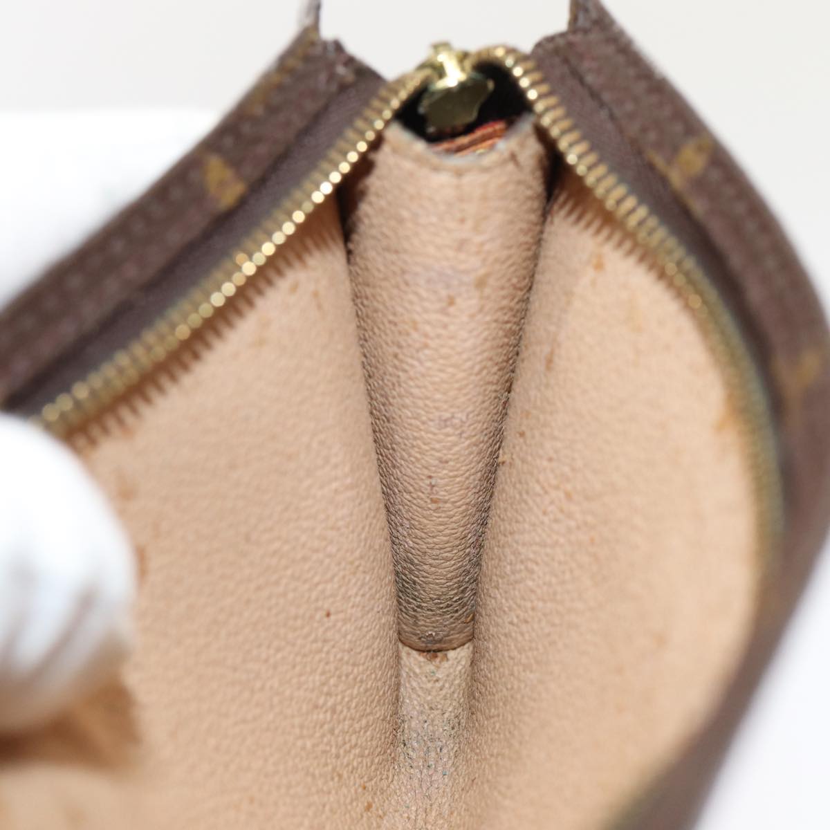 LOUIS VUITTON Monogram Bucket GM Pouch Accessory Pouch LV Auth 84282