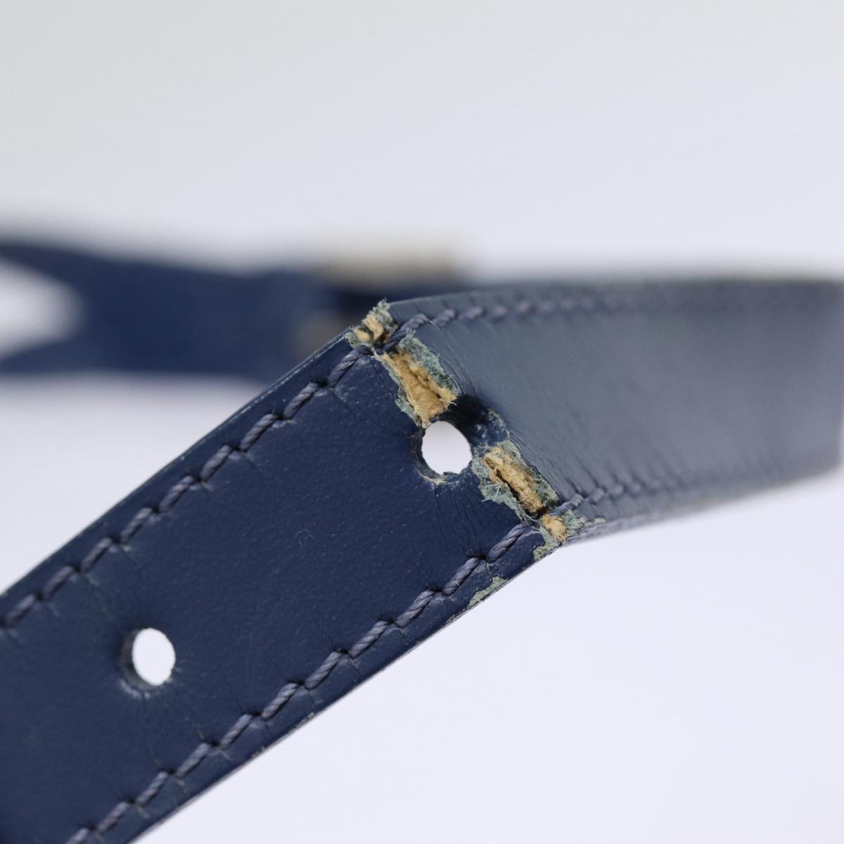 LOUIS VUITTON Epi Mandala PM Shoulder Bag Blue Myrtille M5893G LV Auth 84346