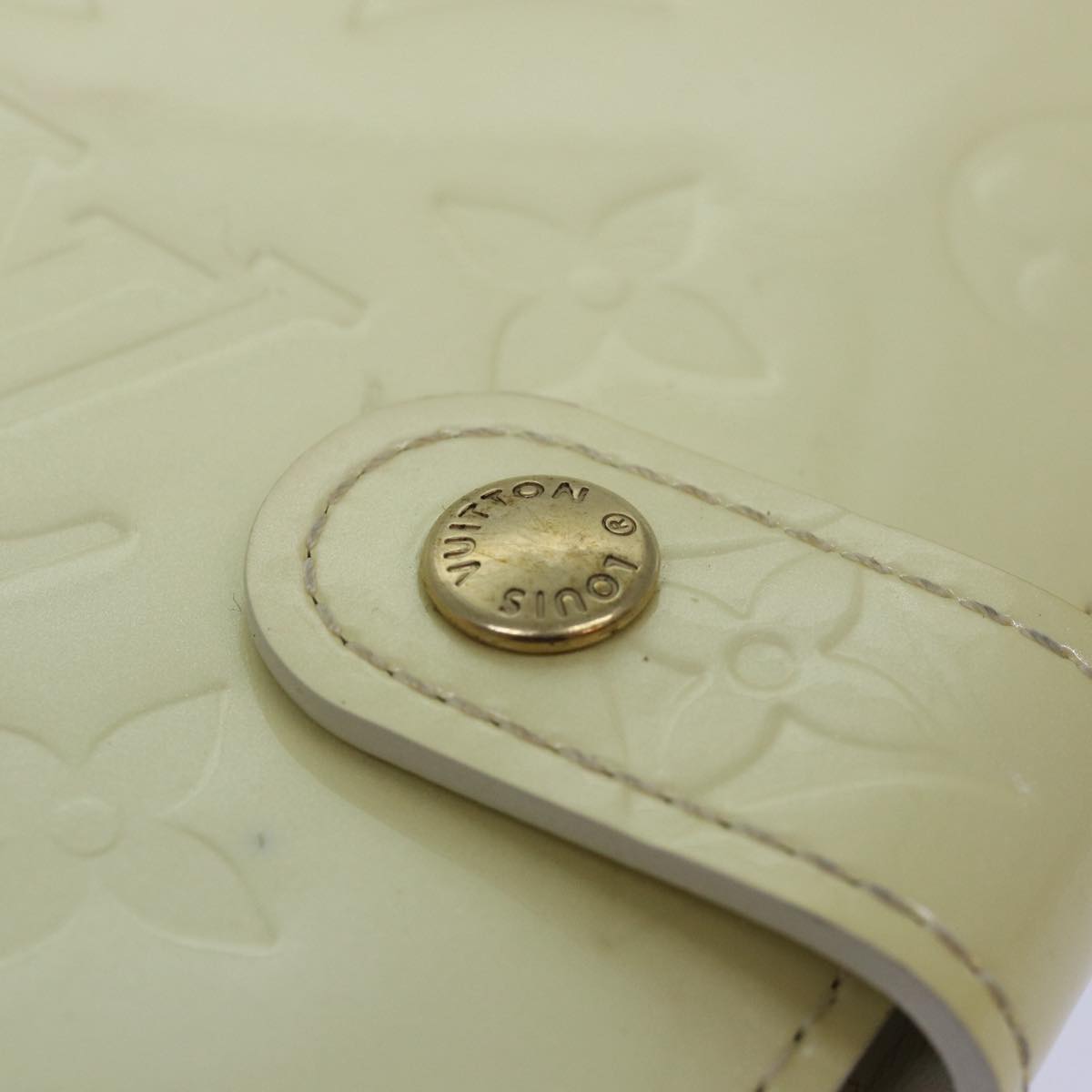 LOUIS VUITTON Vernis Agenda PM Day Planner Cover Perle R21010 LV Auth 84665