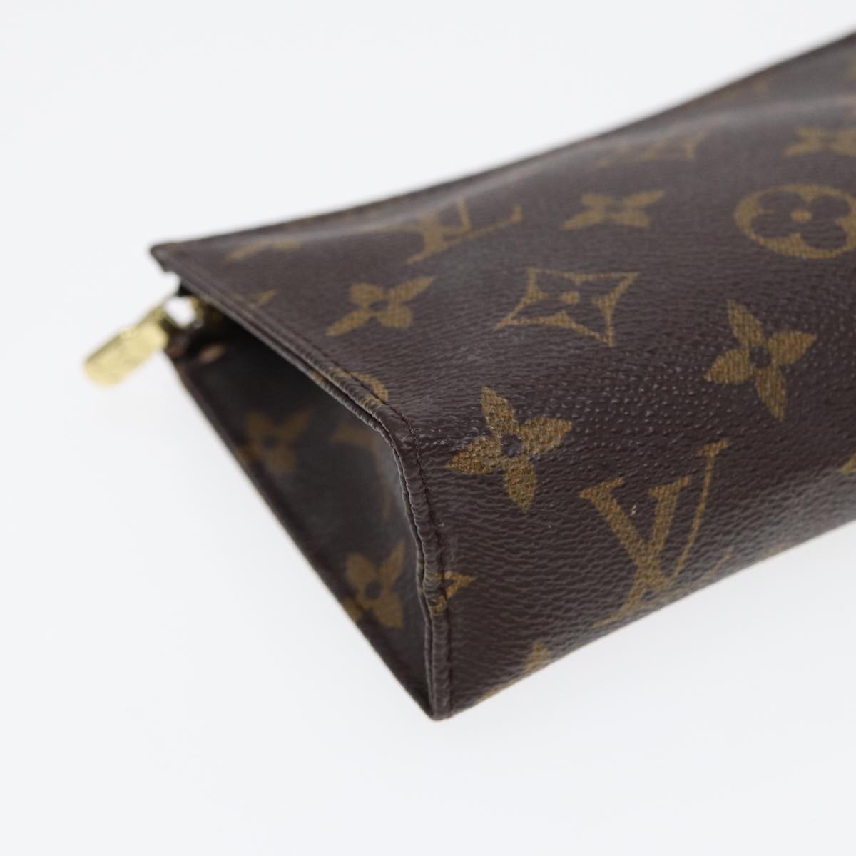 LOUIS VUITTON Monogram Poche Toilette 15 Pouch M47546 LV Auth 84835