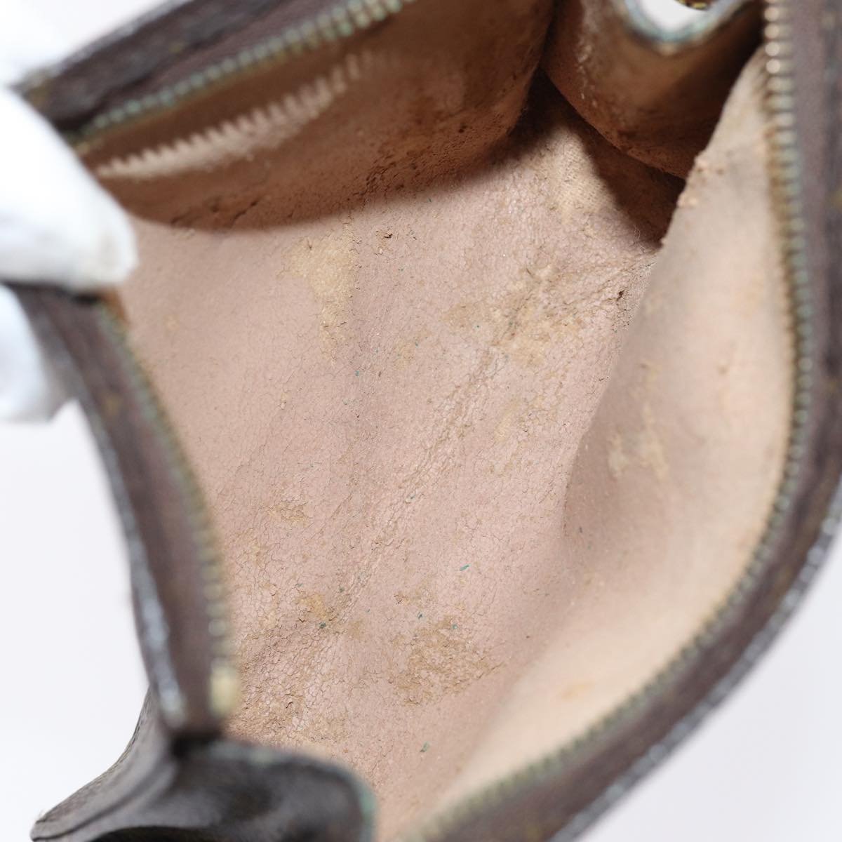 LOUIS VUITTON Monogram Poche Toilette 15 Pouch M47546 LV Auth 84988