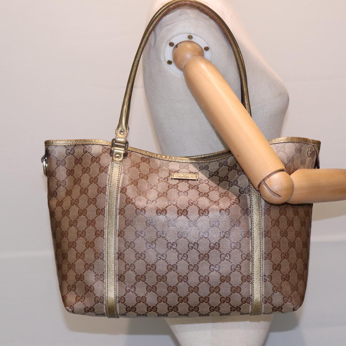 GUCCI GG Crystal Tote Bag Gold Beige 197953 Auth 85182