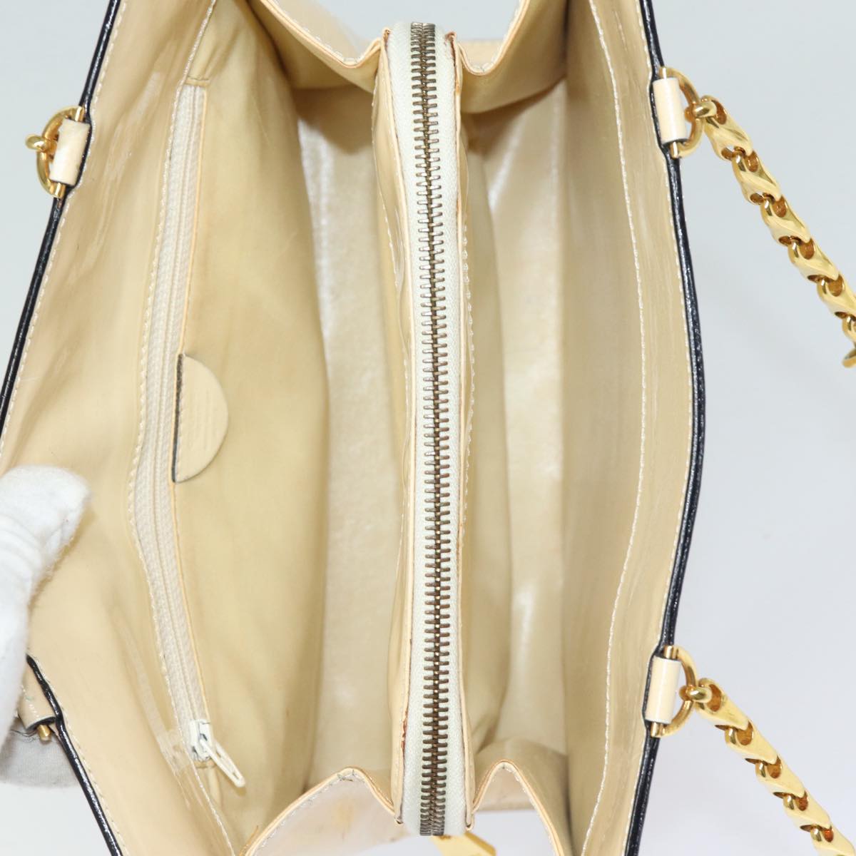 CELINE Chain Shoulder Bag Enamel Beige Gold Auth 85699