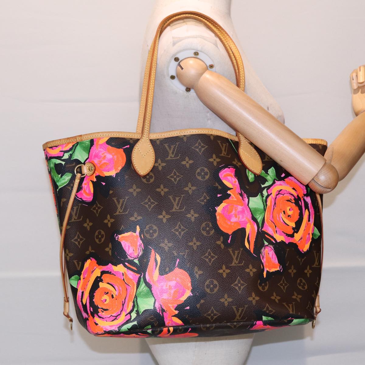LOUIS VUITTON Monogram Rose Neverfull MM Tote Bag M48613 LV Auth 85918AV