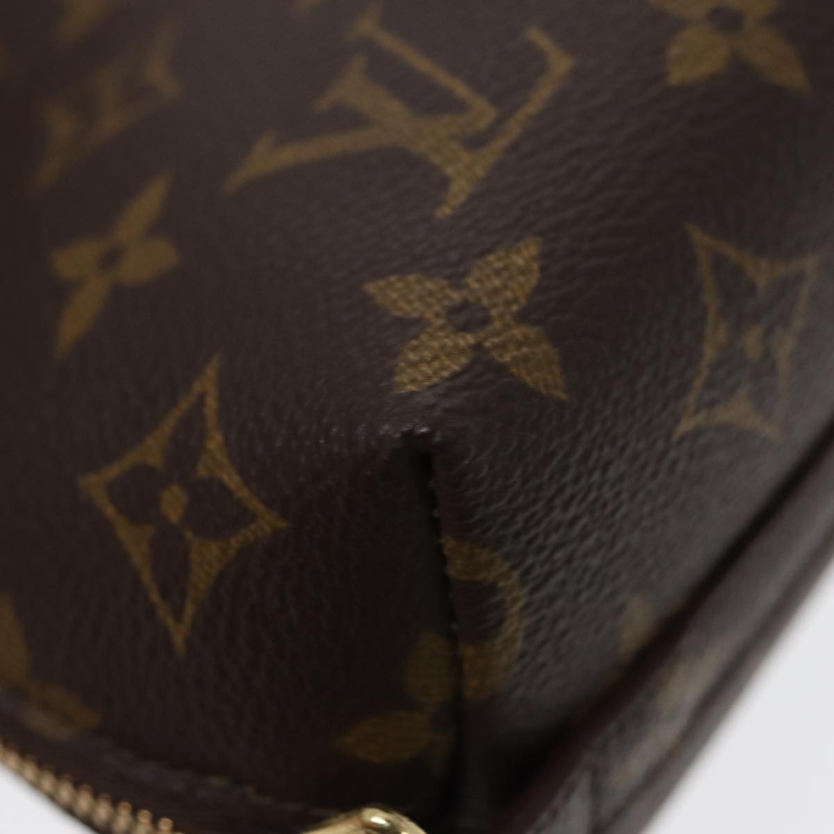 LOUIS VUITTON Monogram Trousse Demi Ronde Cosmetic Pouch M47520 LV Auth 86597