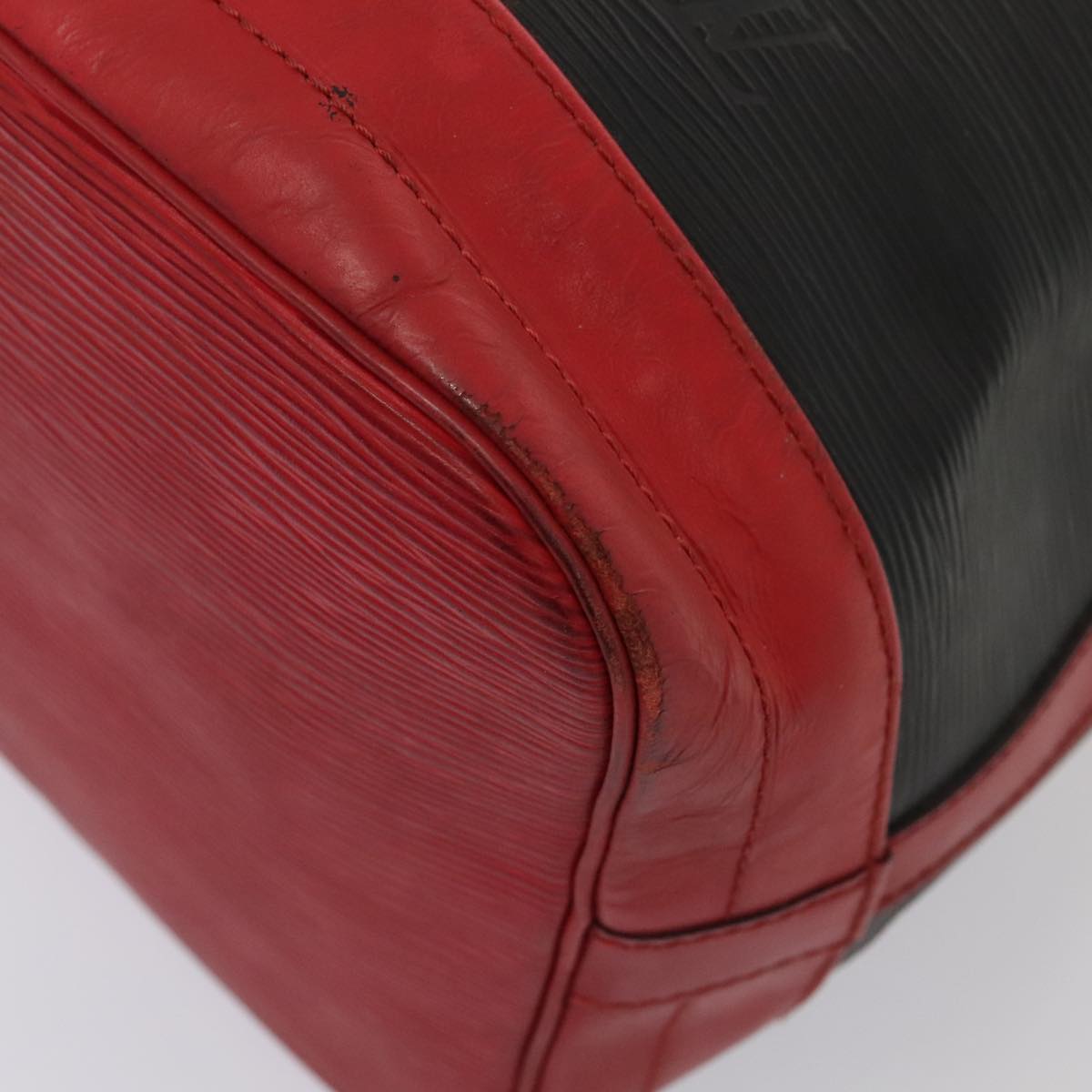 LOUIS VUITTON Epi Noe Shoulder Bag Bicolor Black Red M44017 LV Auth 86988