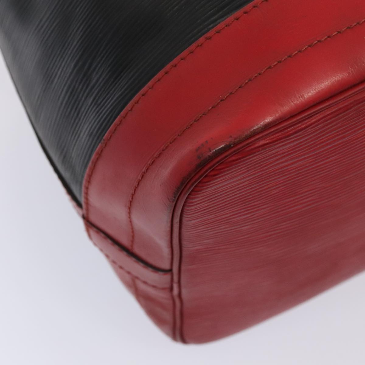 LOUIS VUITTON Epi Noe Shoulder Bag Bicolor Black Red M44017 LV Auth 86988