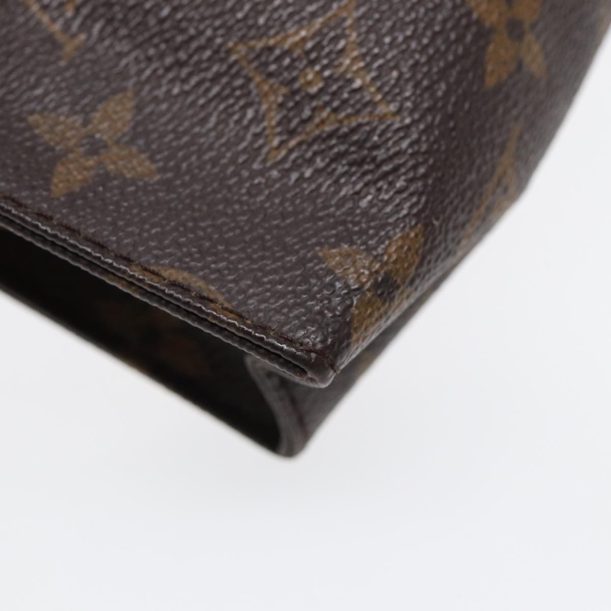 LOUIS VUITTON Monogram Poche Toilette 15 Pouch M47546 LV Auth 87457