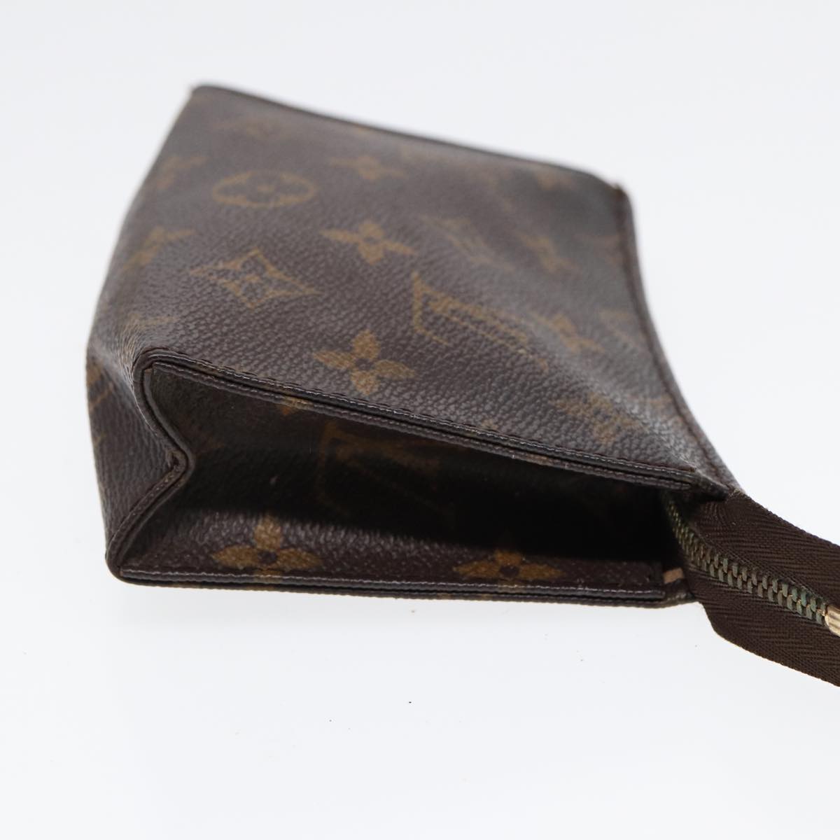 LOUIS VUITTON Monogram Poche Toilette 15 Pouch M47546 LV Auth 87457