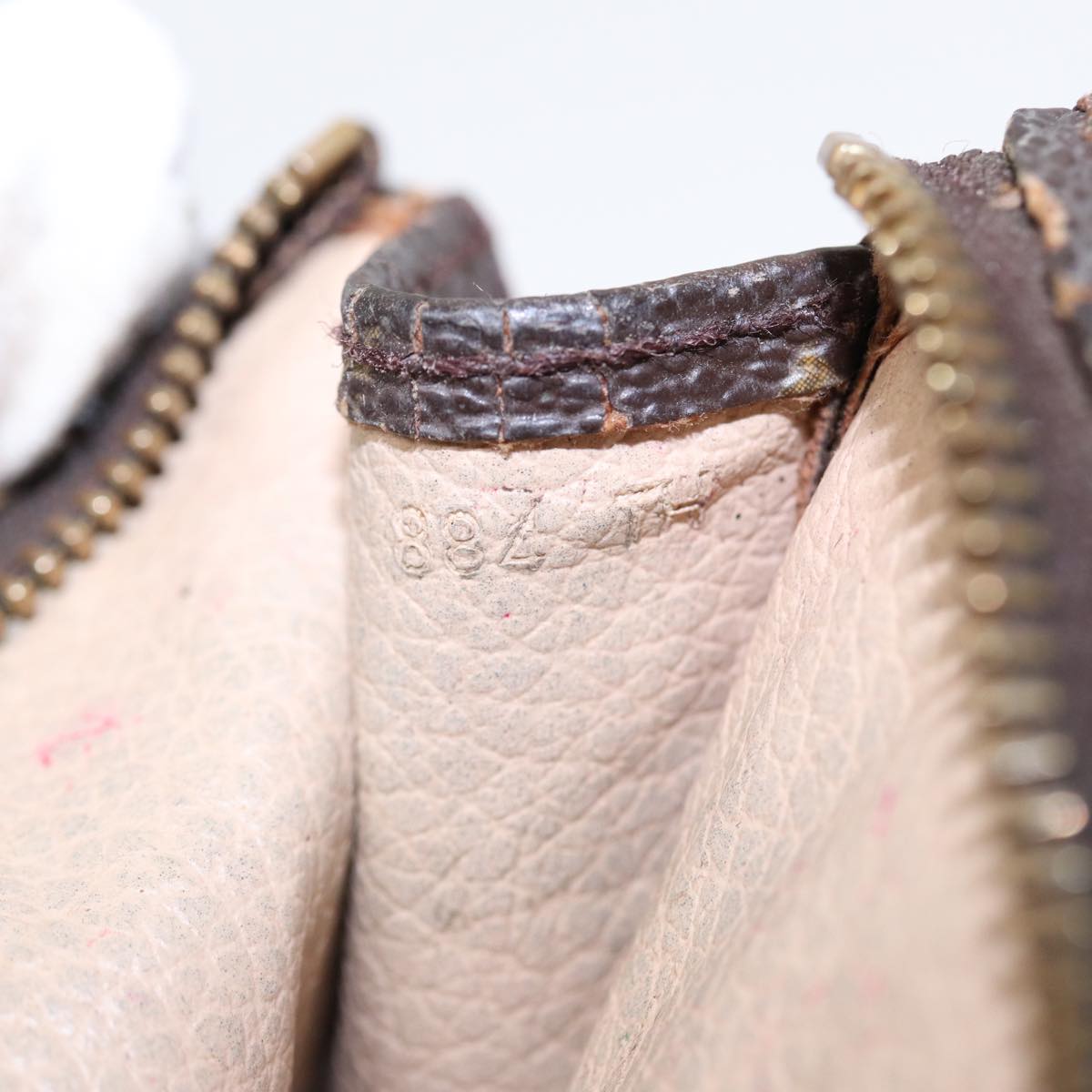 LOUIS VUITTON Monogram Poche Toilette 15 Pouch M47546 LV Auth 87463