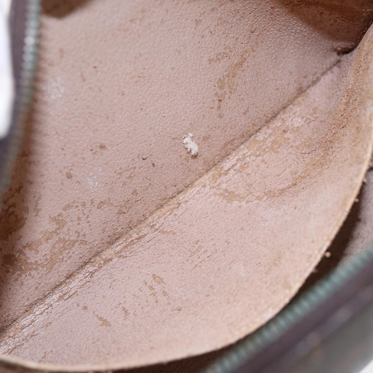 LOUIS VUITTON Monogram Trousse Demi Ronde Cosmetic Pouch M47520 LV Auth 87465