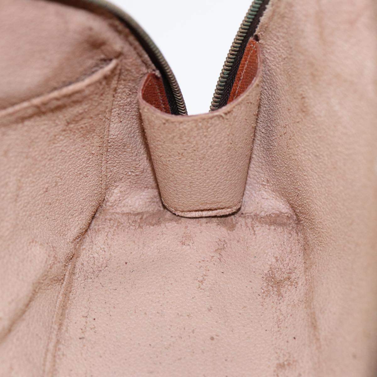 LOUIS VUITTON Monogram Trousse Demi Ronde Cosmetic Pouch M47520 LV Auth 87547