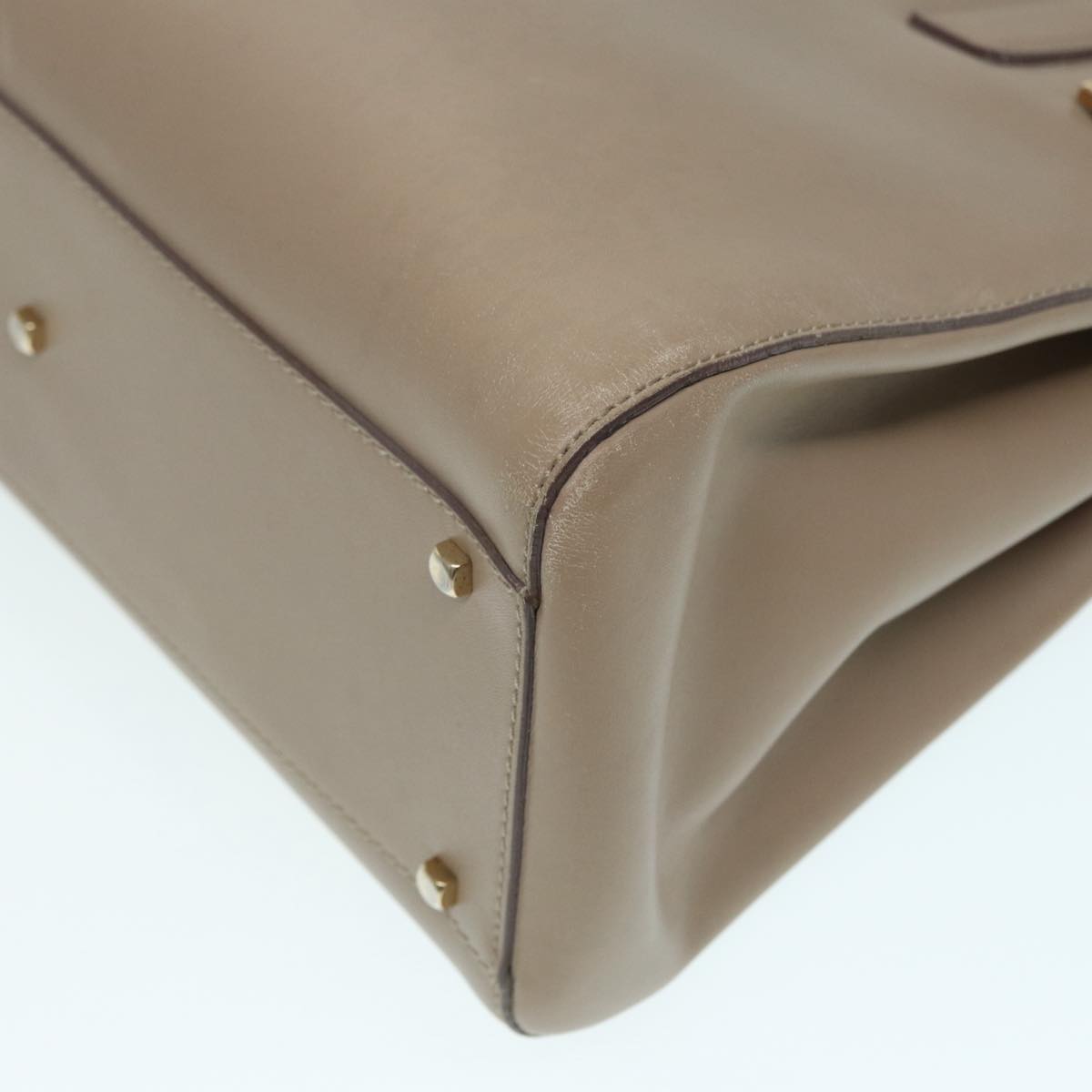 Salvatore Ferragamo Gancini Shoulder Bag Leather Beige Gold Auth 87768