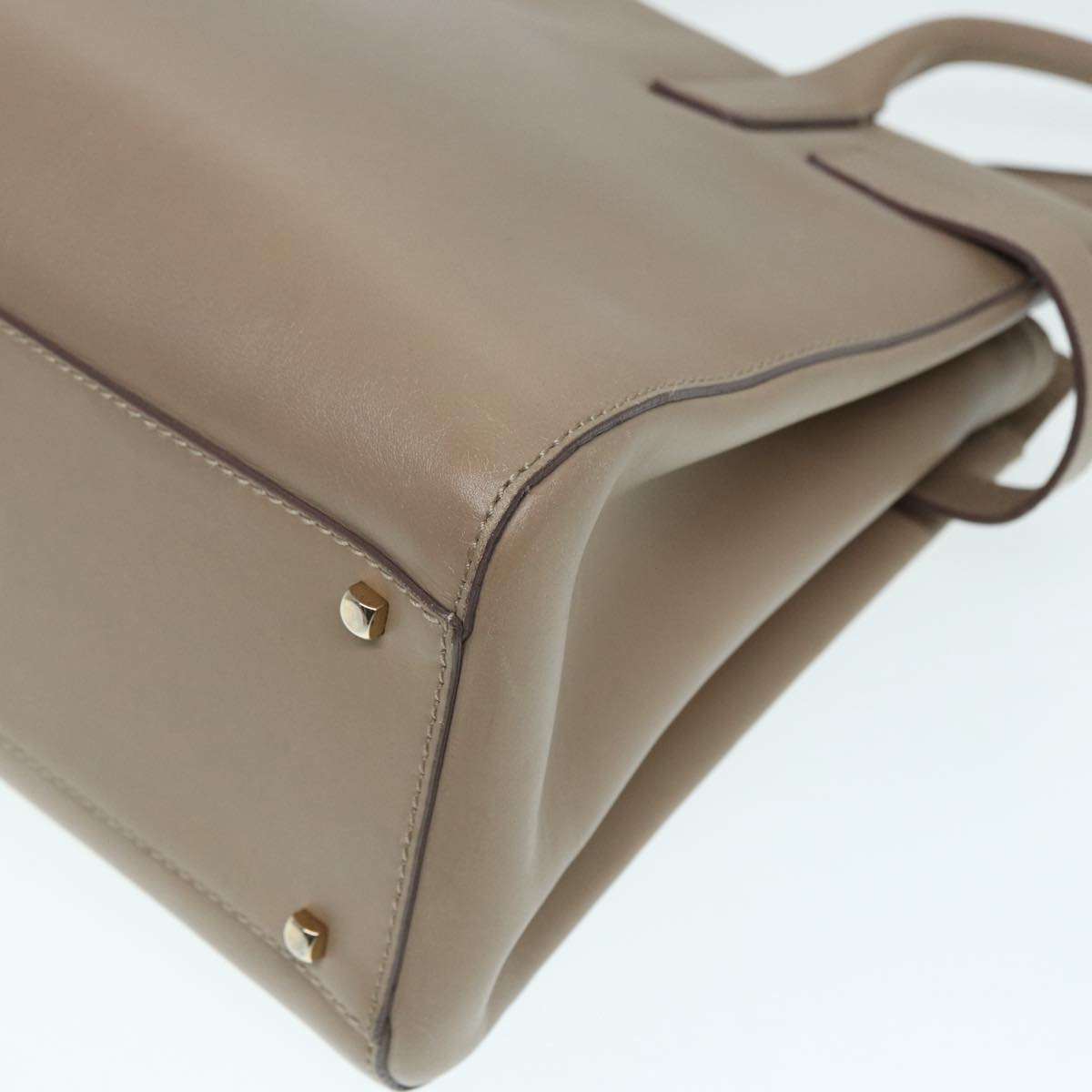 Salvatore Ferragamo Gancini Shoulder Bag Leather Beige Gold Auth 87768