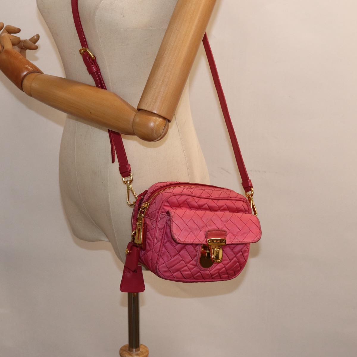PRADA Quilted Shoulder Bag Nylon Pink Gold Auth 88102