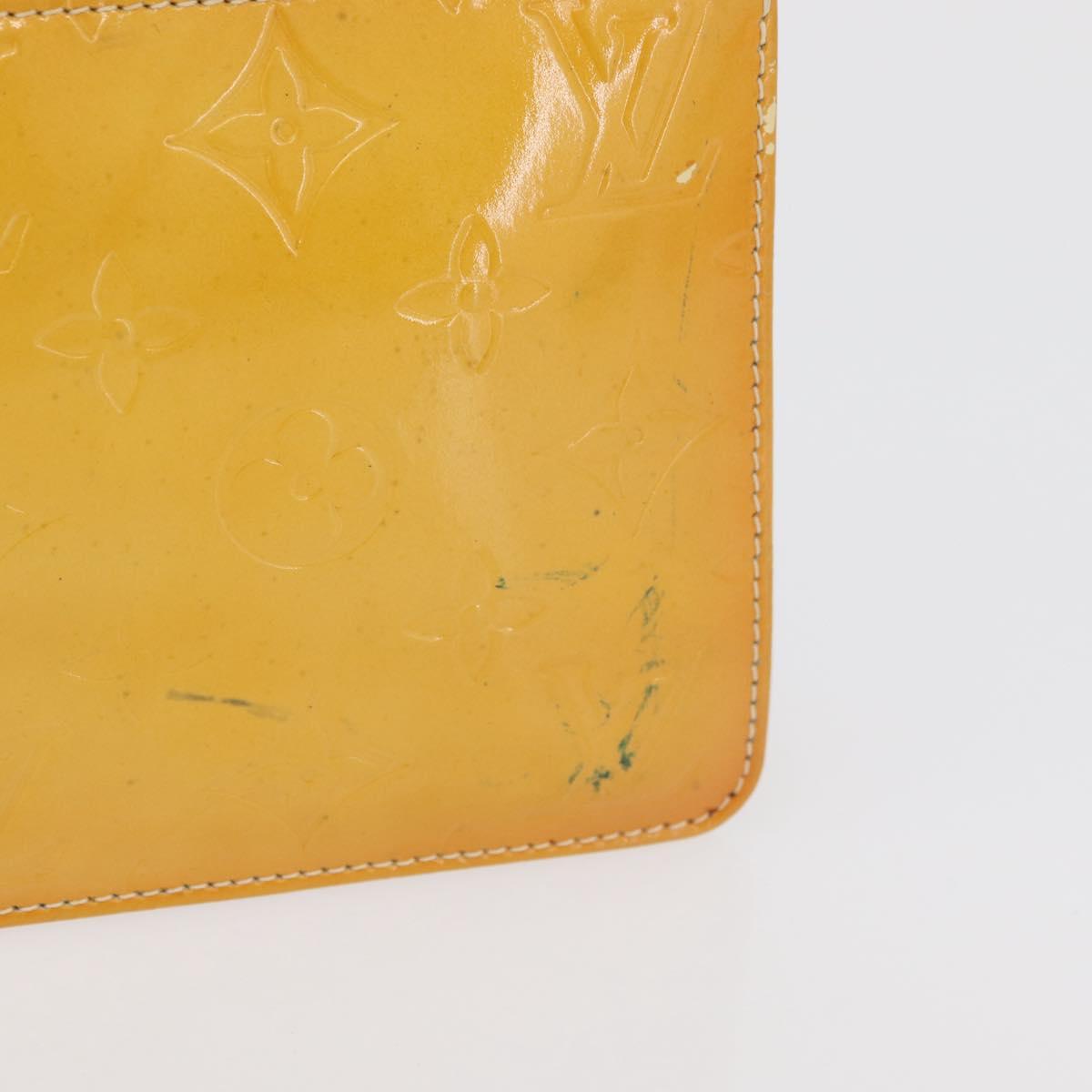 LOUIS VUITTON Vernis Lexington Accessory Pouch Lime Yellow M91058 LV Auth 89184