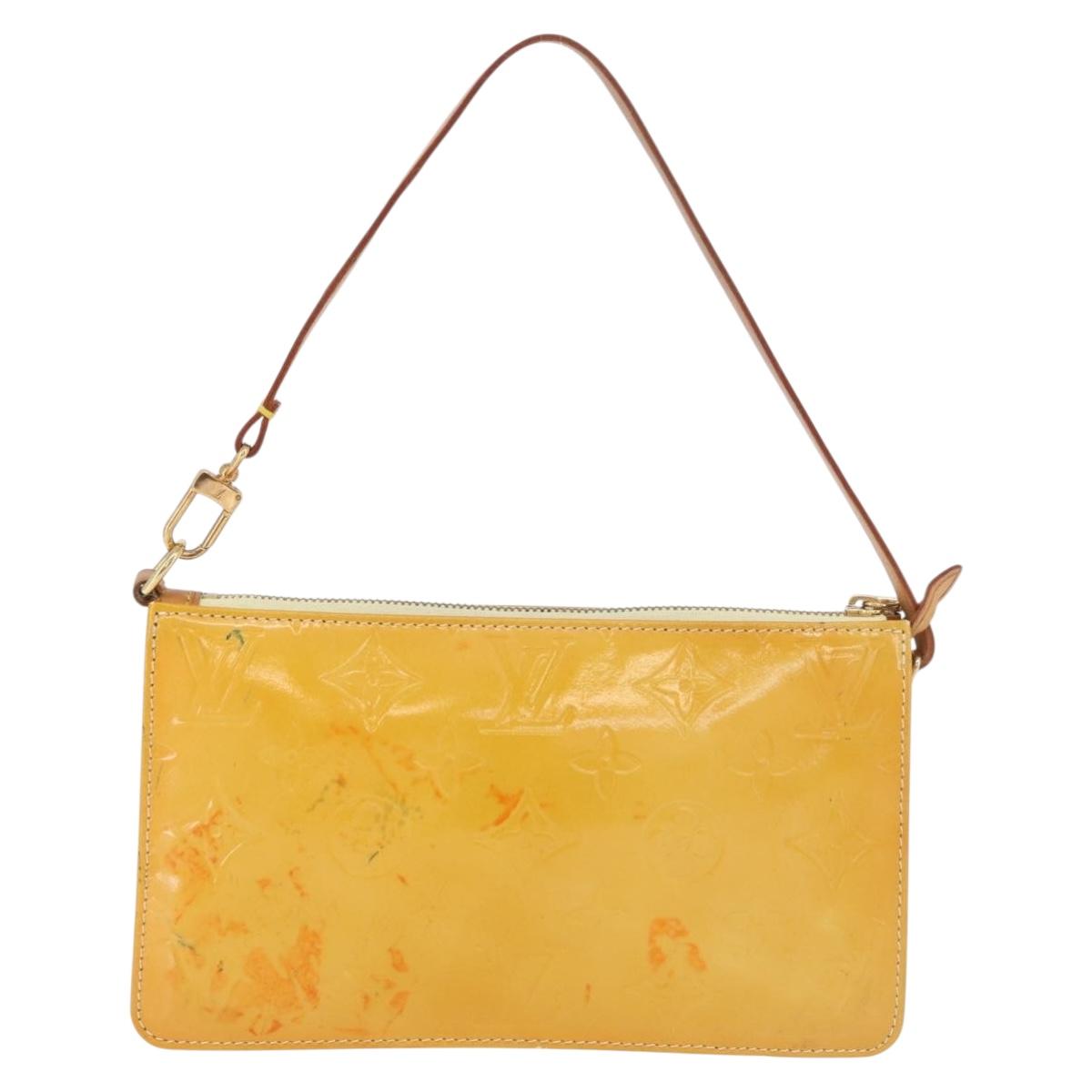LOUIS VUITTON Vernis Lexington Accessory Pouch Lime Yellow M91058 LV Auth 89184