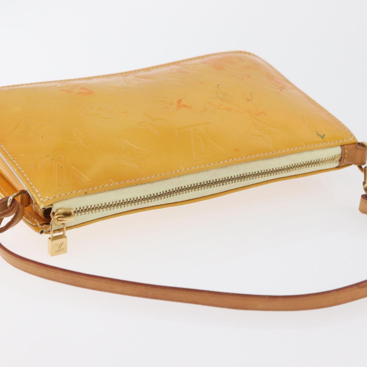 LOUIS VUITTON Vernis Lexington Accessory Pouch Lime Yellow M91058 LV Auth 89184