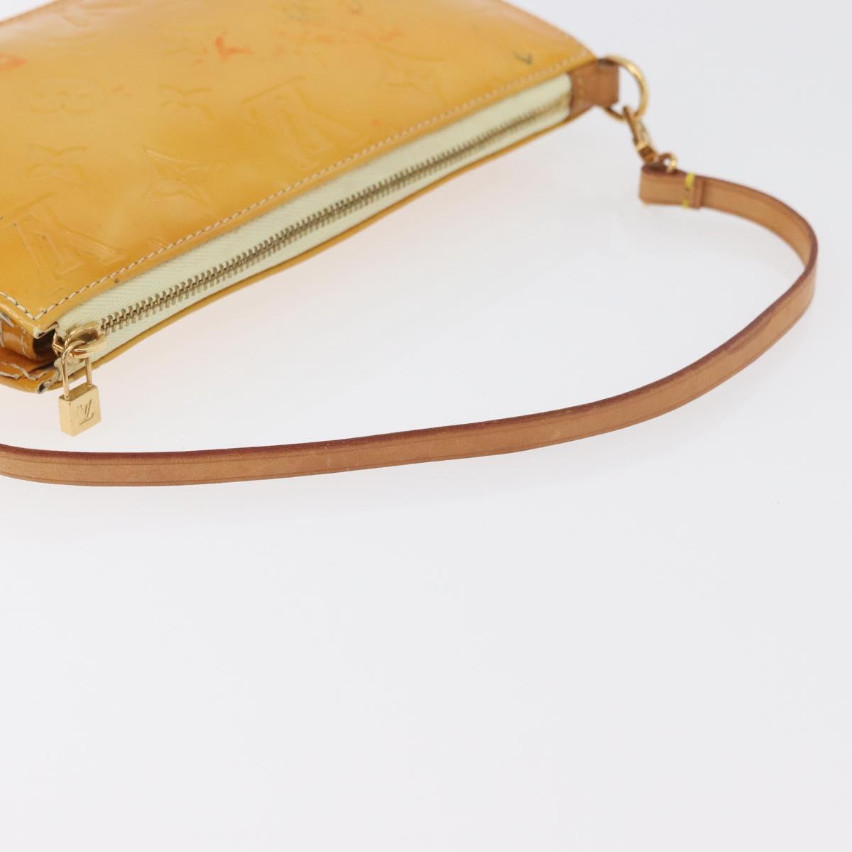 LOUIS VUITTON Vernis Lexington Accessory Pouch Lime Yellow M91058 LV Auth 89184
