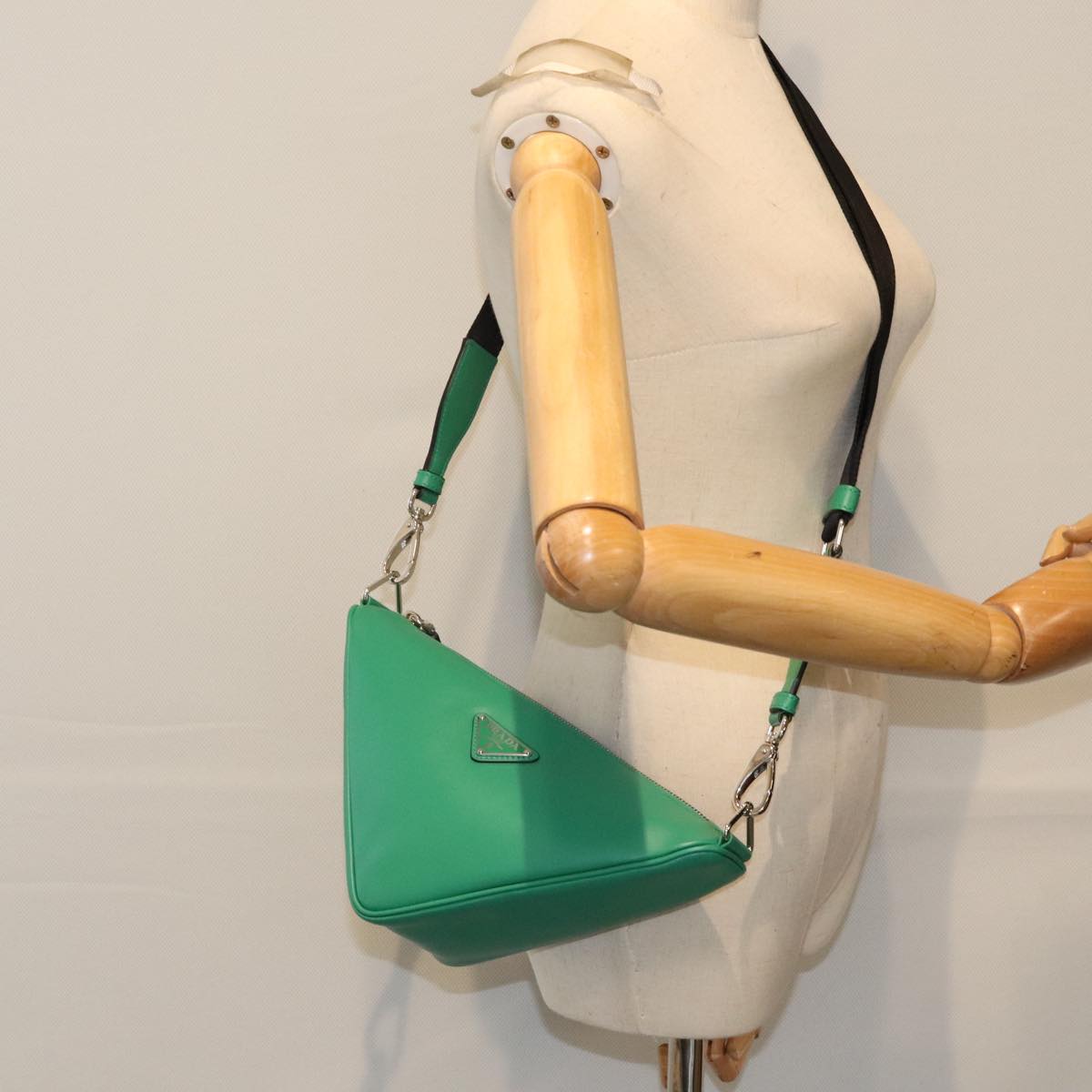 PRADA Triangle Shoulder Bag Leather Green Silver Auth 89412SM