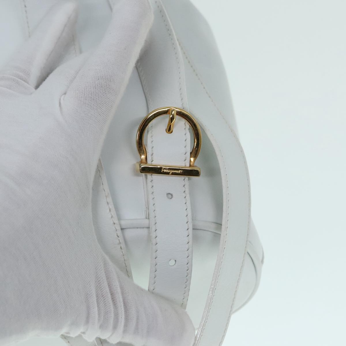 Salvatore Ferragamo Backpack Leather Wicker White Gold Auth 89808V