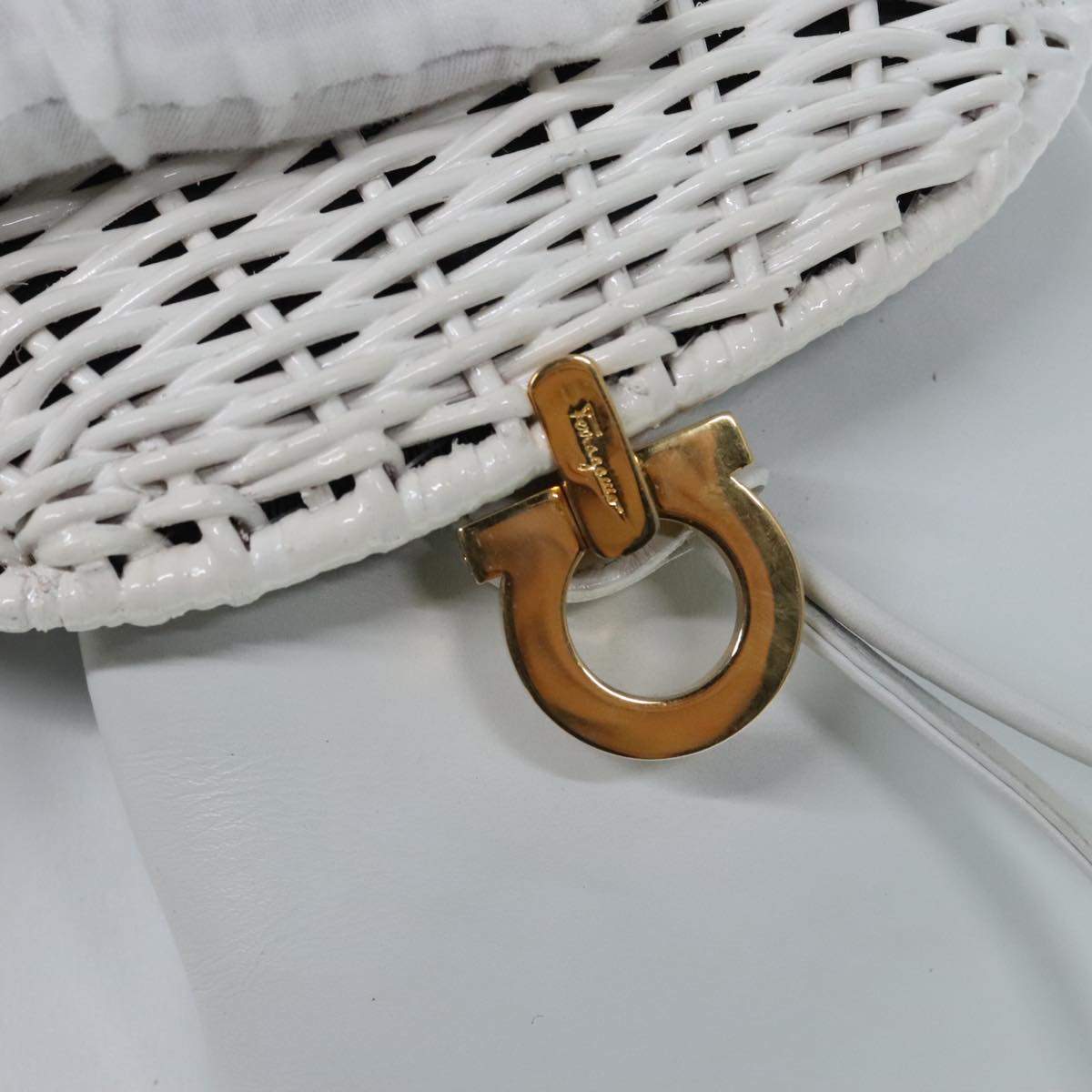 Salvatore Ferragamo Backpack Leather Wicker White Gold Auth 89808V