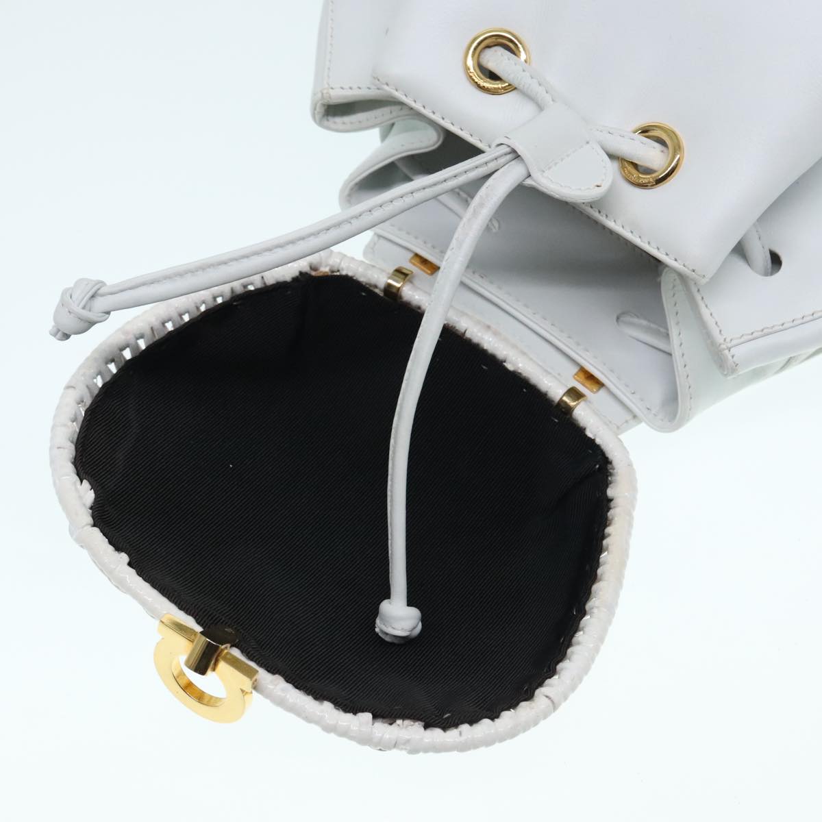 Salvatore Ferragamo Backpack Leather Wicker White Gold Auth 89808V