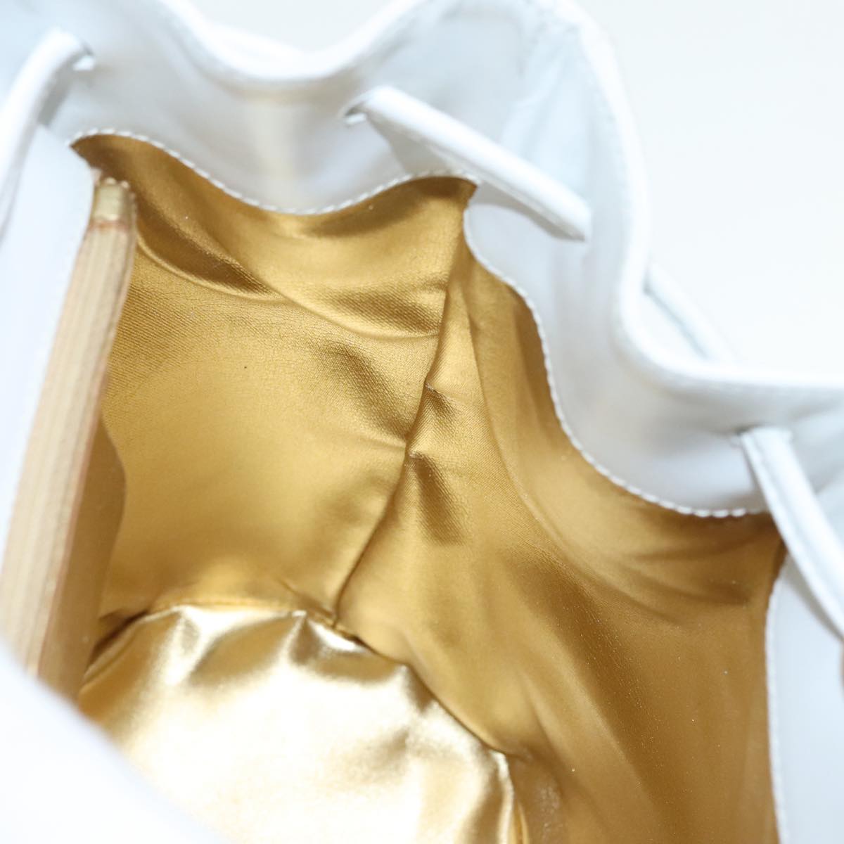 Salvatore Ferragamo Backpack Leather Wicker White Gold Auth 89808V