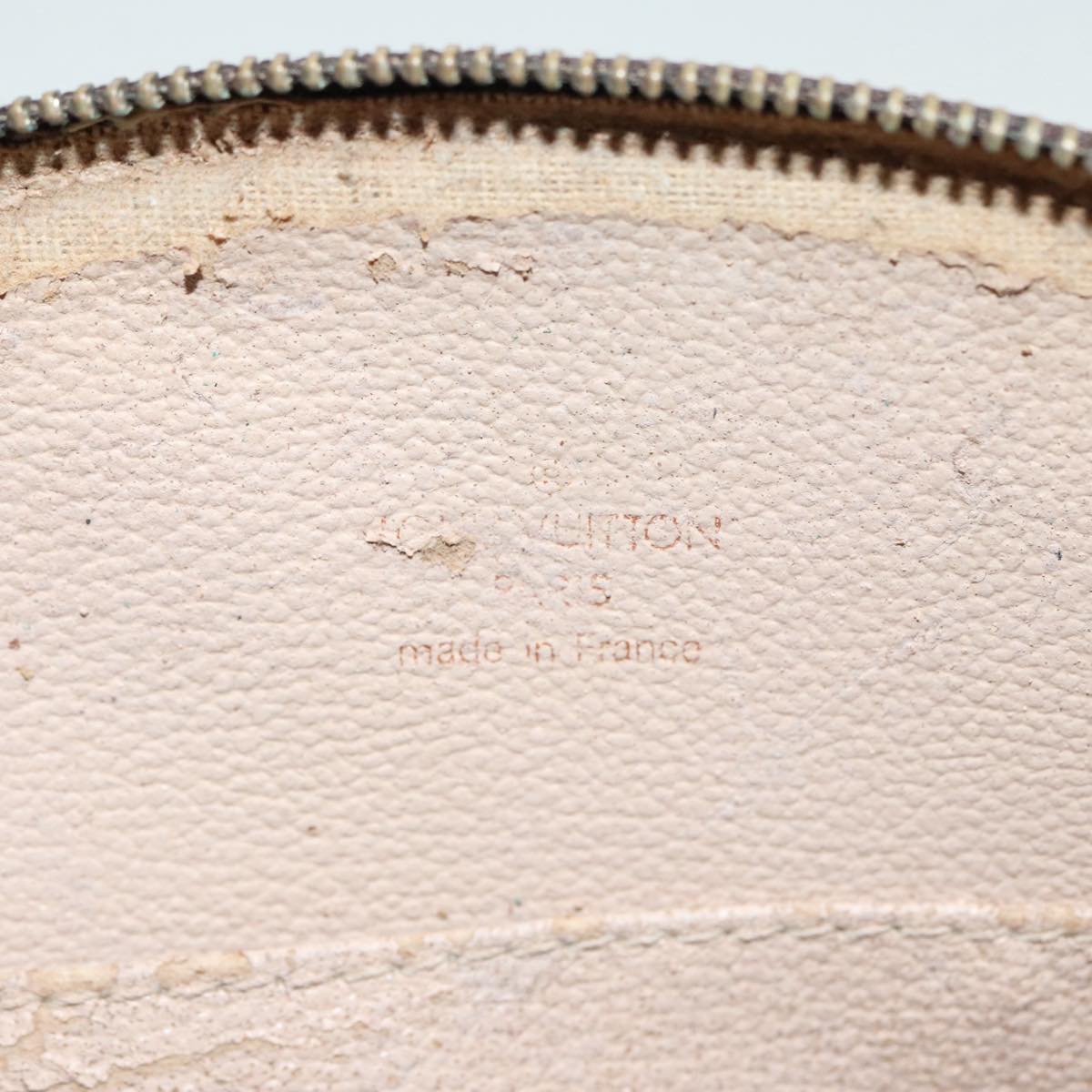 LOUIS VUITTON Monogram Trousse Demi Ronde Cosmetic Pouch M47520 LV Auth 89926