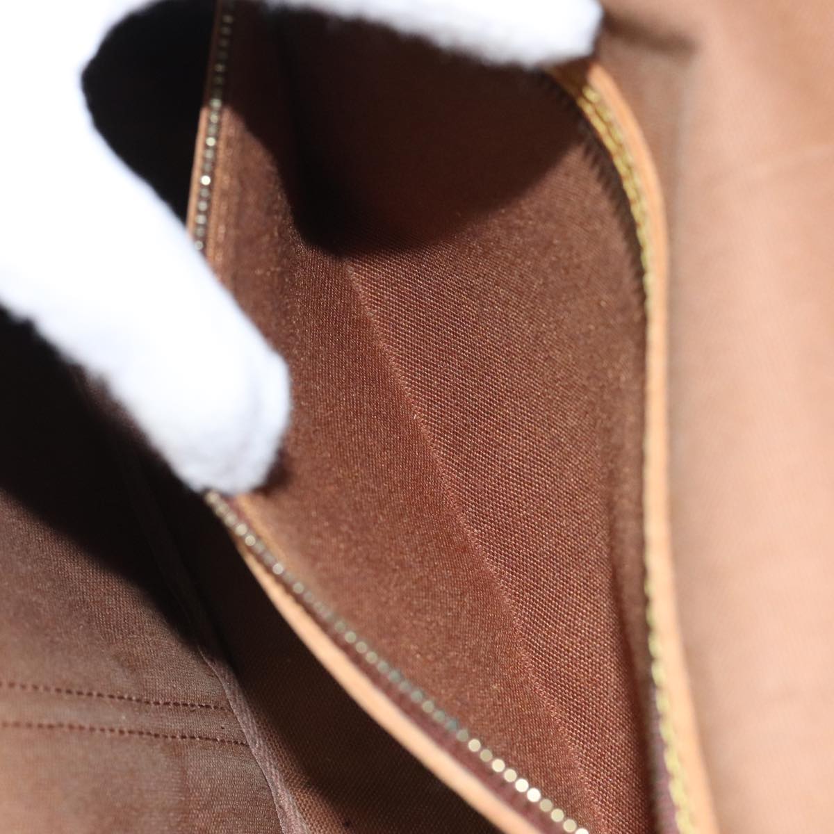 LOUIS VUITTON Monogram Gibeciere MM Shoulder Bag M42247 LV Auth 89955