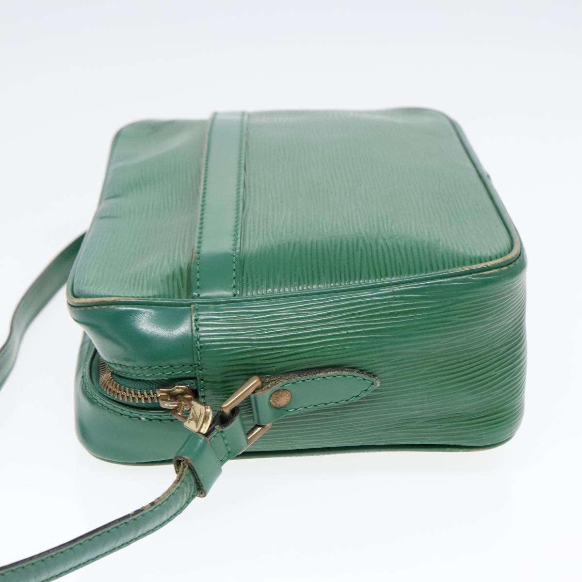 LOUIS VUITTON Epi Trocadero 27 Shoulder Bag Green M52314 LV Auth 90164